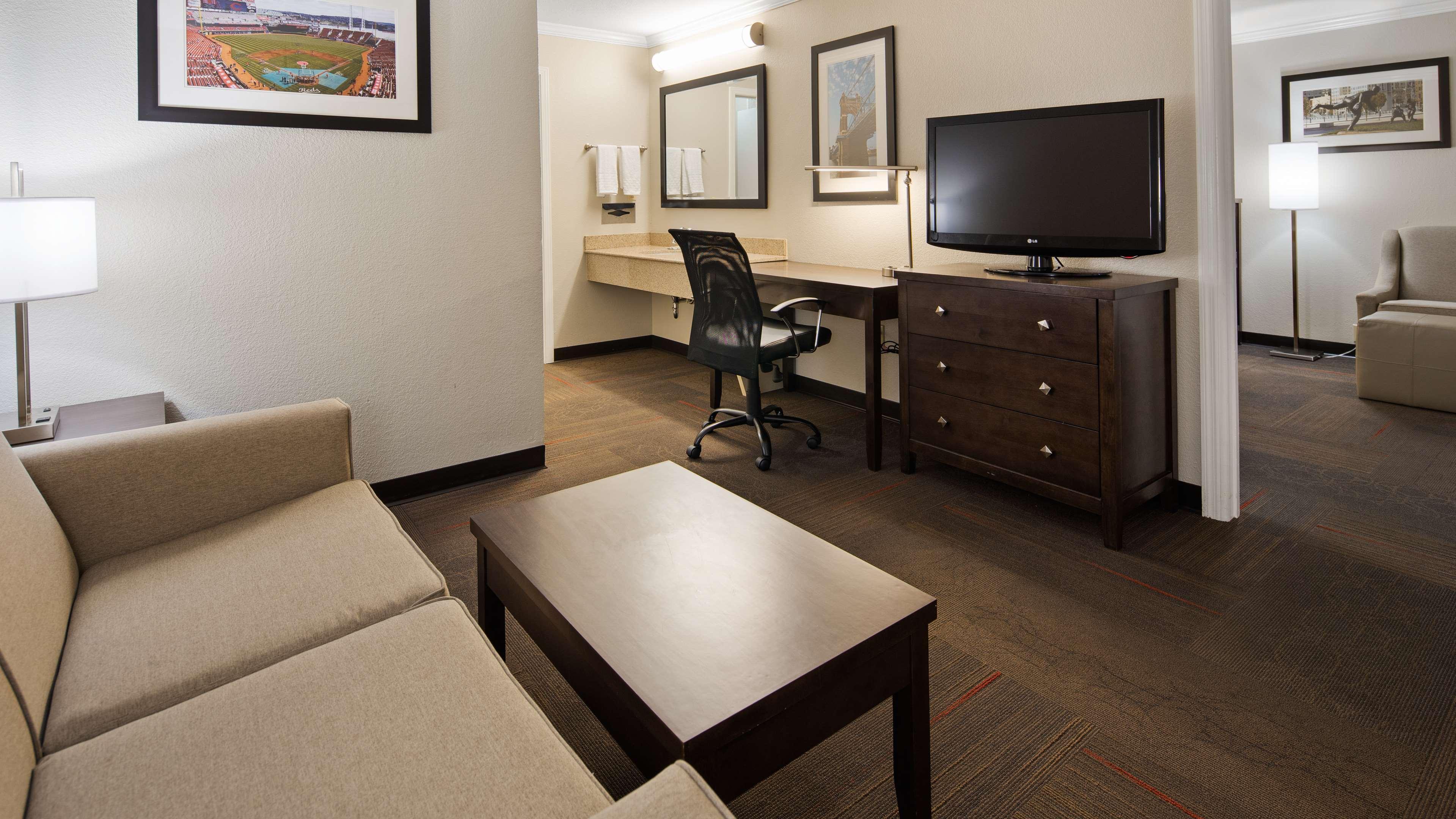 Cherry Grove Best Western Clermont מראה חיצוני תמונה