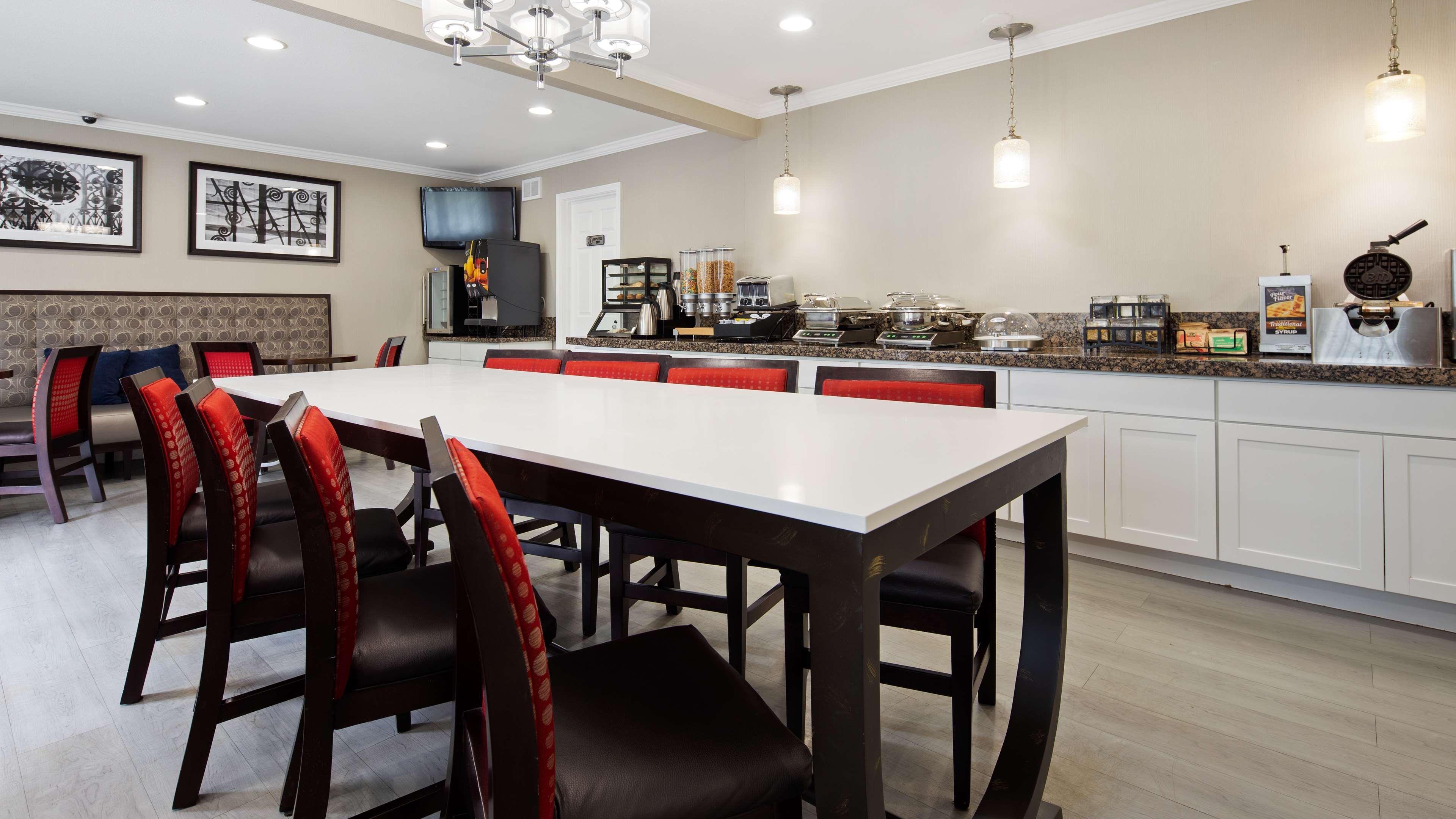 Cherry Grove Best Western Clermont מראה חיצוני תמונה
