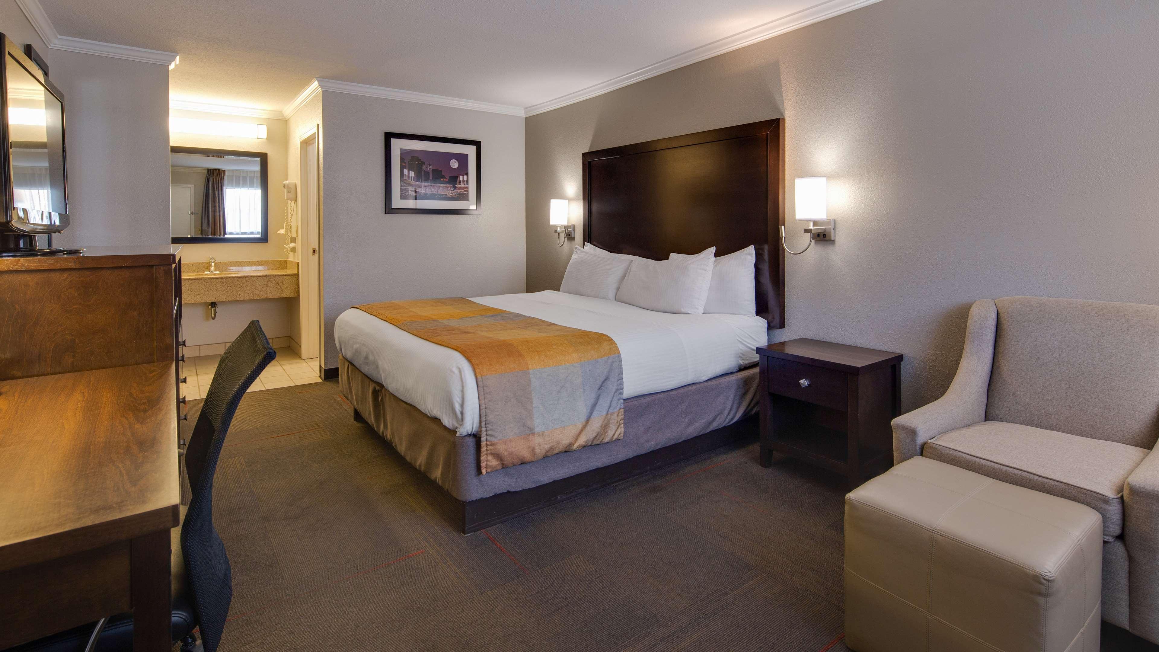 Cherry Grove Best Western Clermont מראה חיצוני תמונה