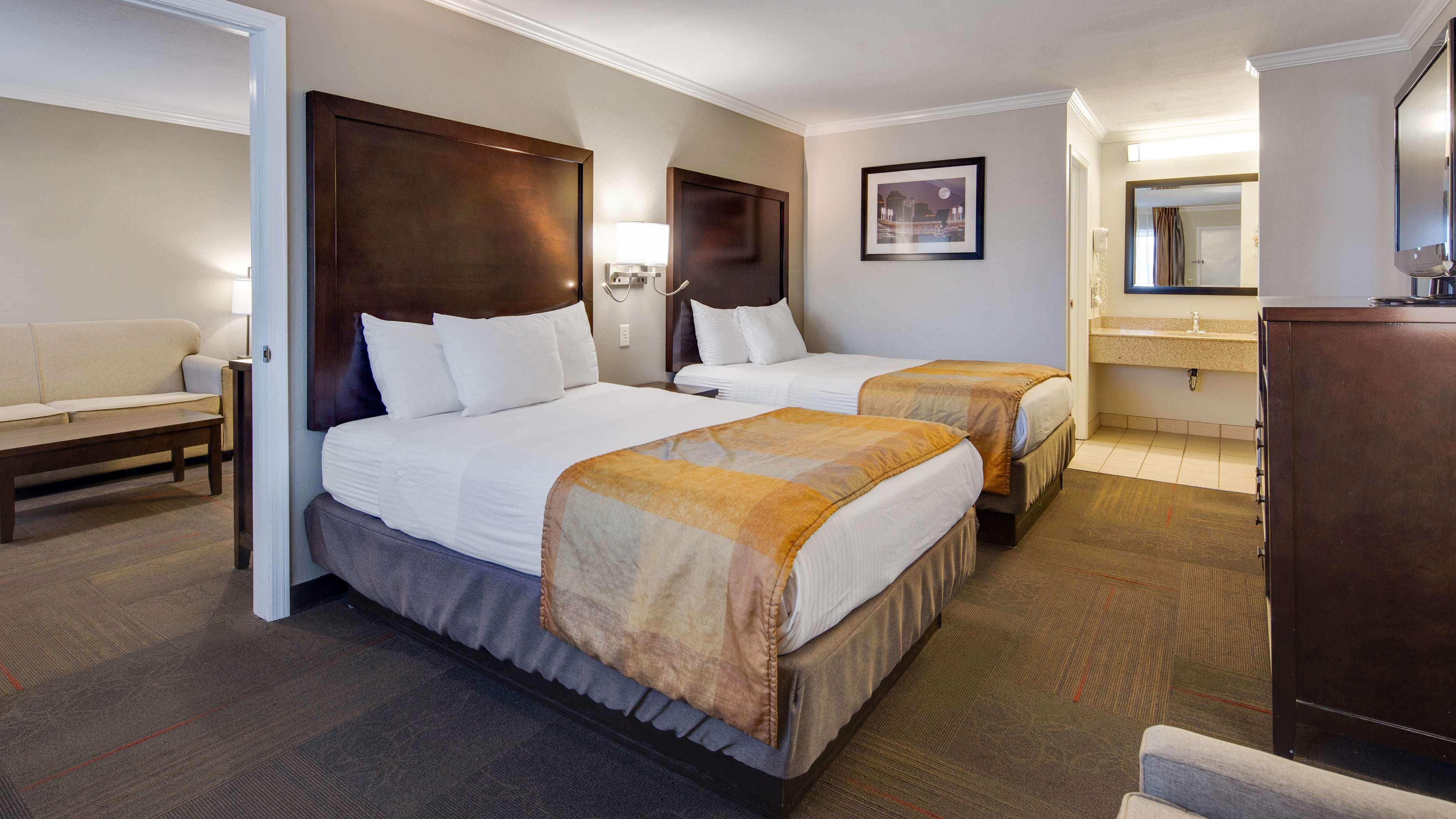 Cherry Grove Best Western Clermont מראה חיצוני תמונה